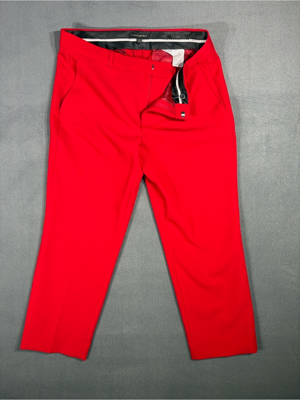 Banana Republic Avery Red Cropped Dress Slacks - Women’s